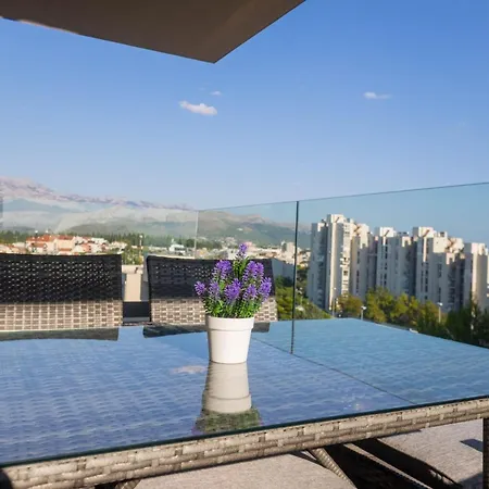 شقة Two Bedroom سبليت